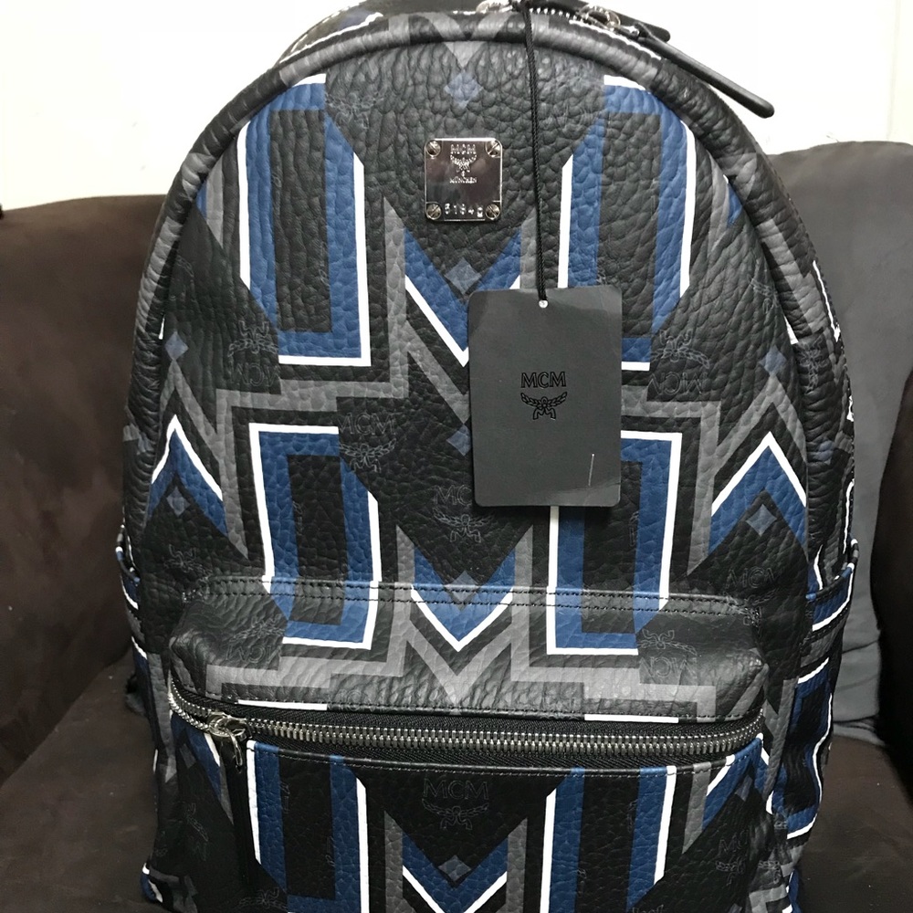 MCM BACKPACK MEDIUM 100% authentic
